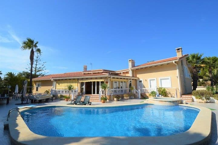 Stunning Luxury Villa near the Beach in Cabo Roig, Orihuela Costa