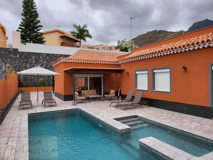 Stunning Villa in Madroñal Near International School