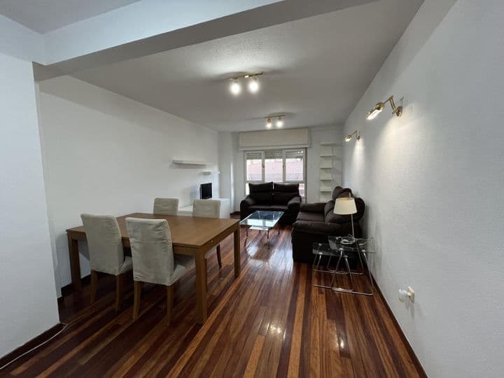 Spectacular 3-Bedroom Apartment for Rent in Central Gijón