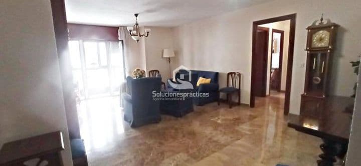 Spacious 4-Bedroom Apartment in Central Jaén Near the Cathedral