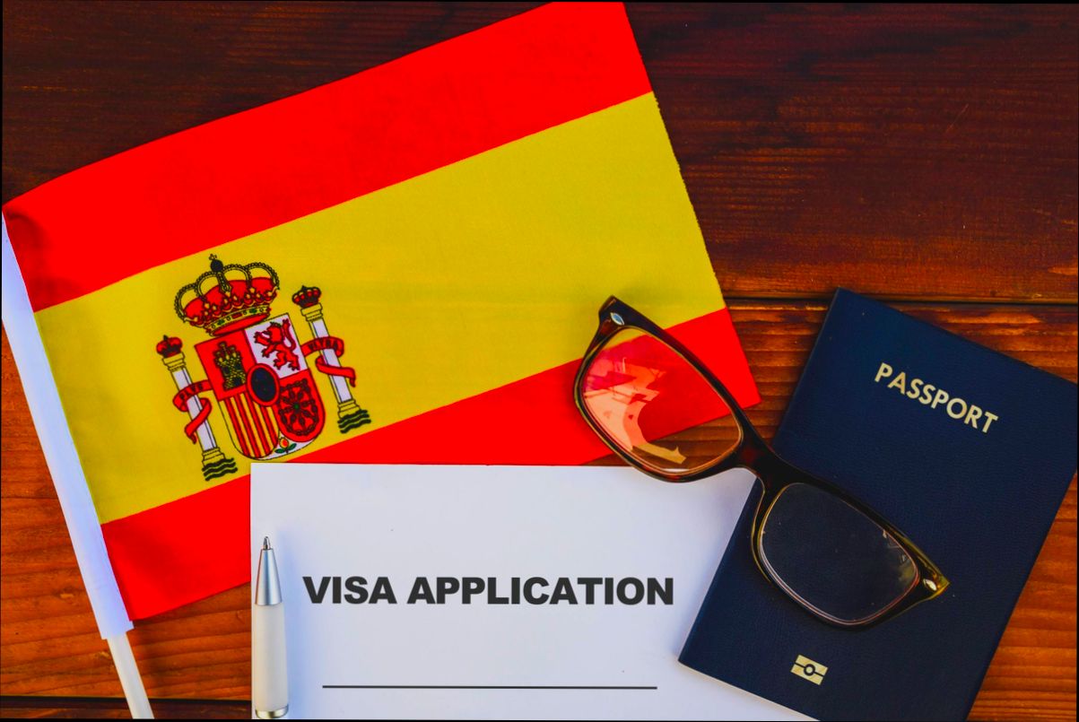 How easy is it to find a job in Spain as an expat? - 3