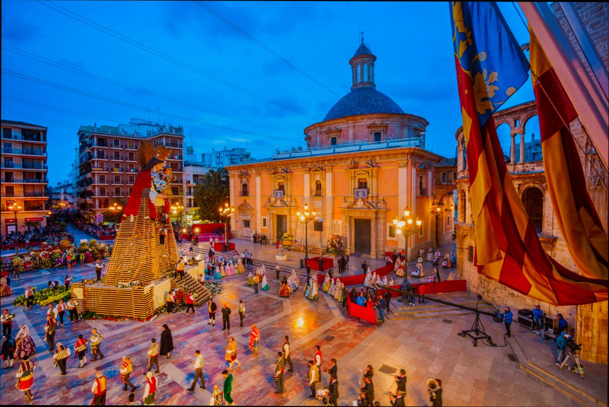 How to integrate into Spanish culture as a retiree - 13