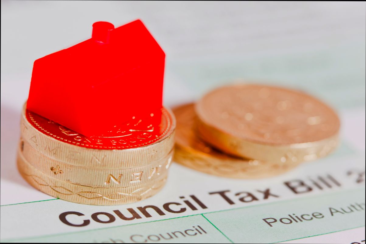 How much council tax do you pay in Spain? - 6