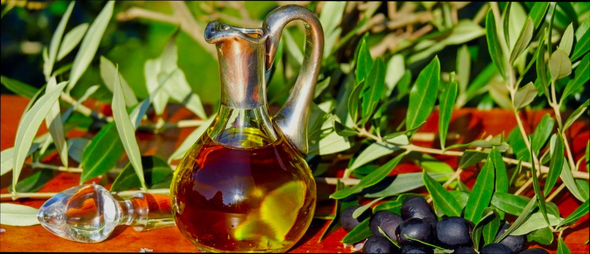 How to do a wine and olive oil tour in Andalusia preview