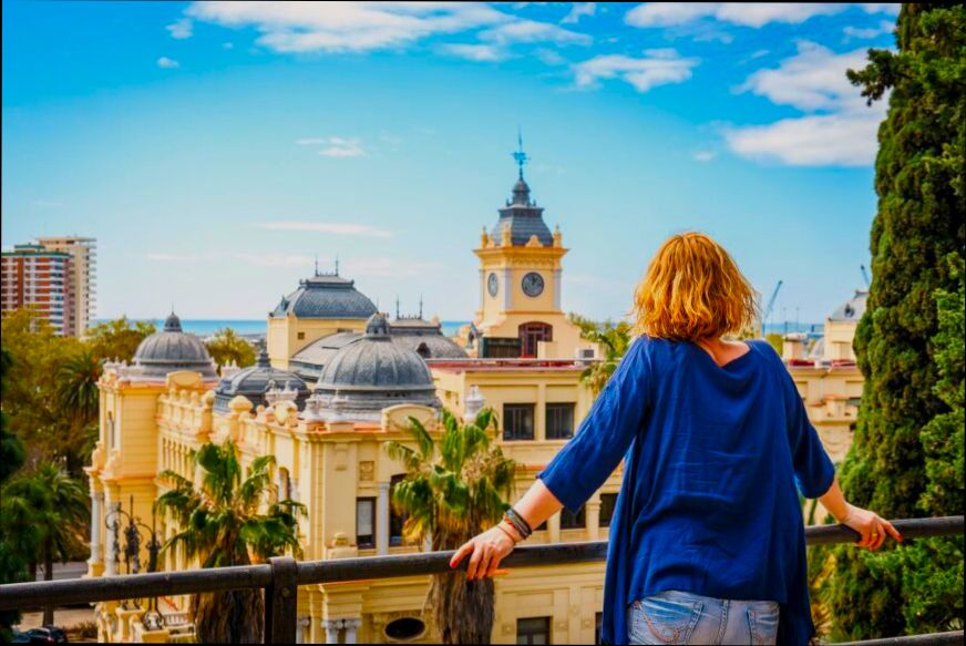 How do expat retirees spend their days in Spain? - 7